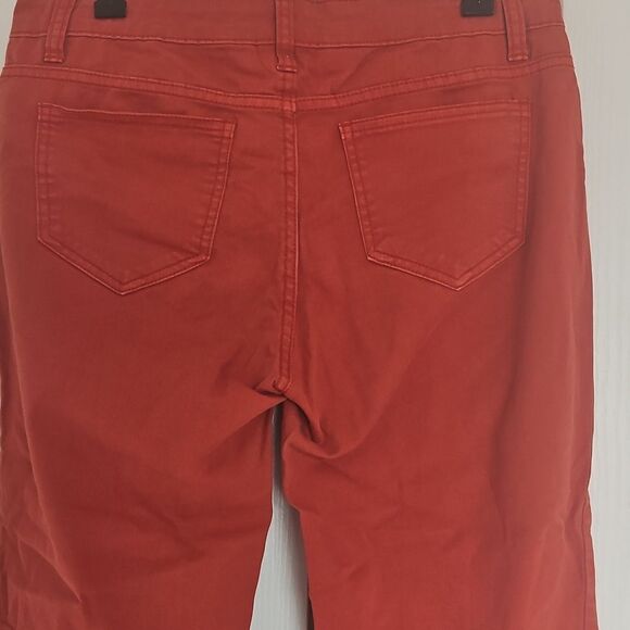 Women's Red High-Waist Pants - Picture 16 of 16